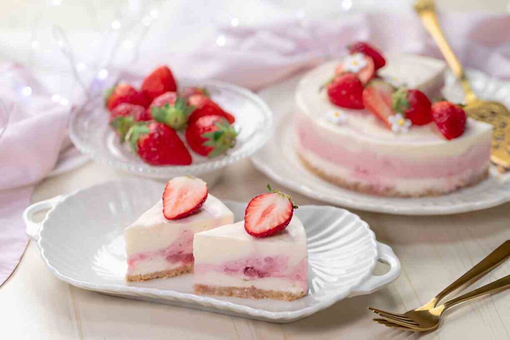 No-Bake Strawberry Cheesecake