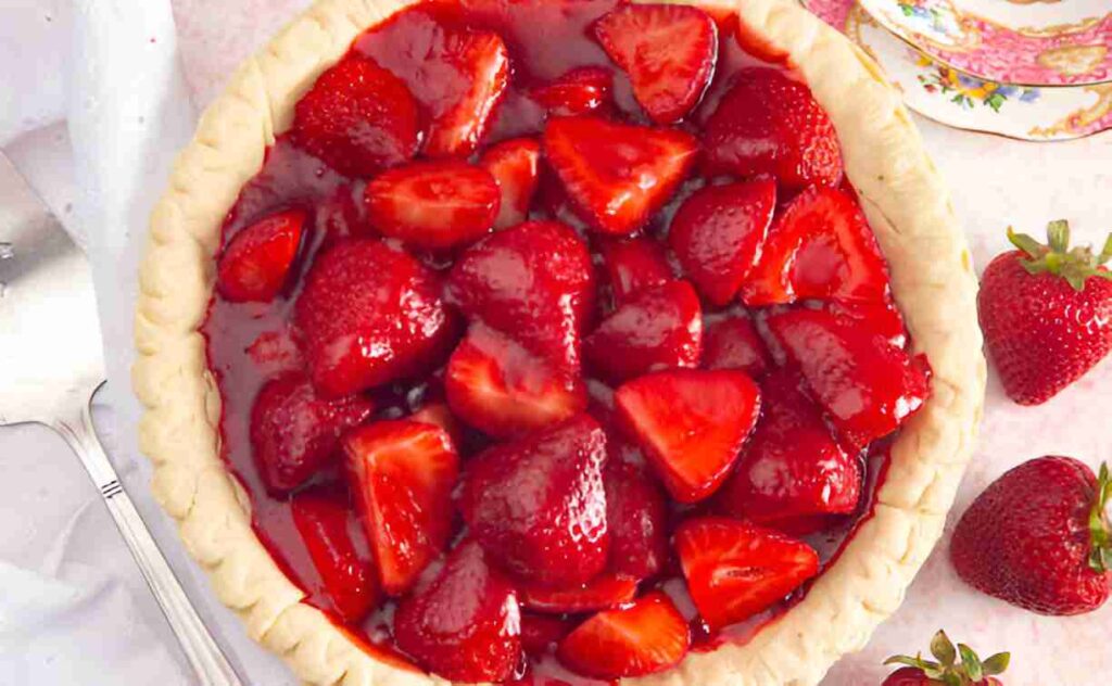 The Easiest Fresh Strawberry Pie