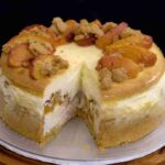 Peach Cobbler Cheesecake