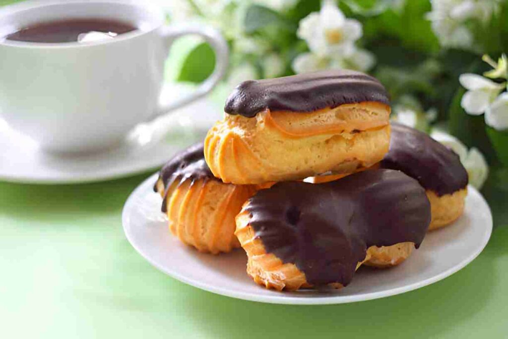 Eclairs