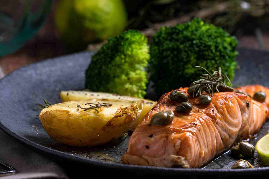 Salmon with Roasted Potatoes and Broccoli