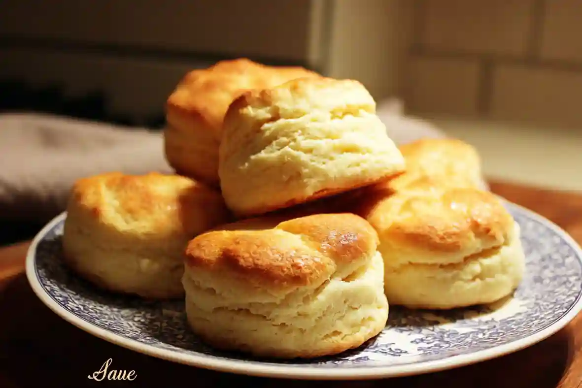 Fluffy Buttermilk Biscuits: A Family Favorite Recipe
