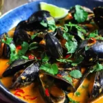 Coconut Curry Mussels