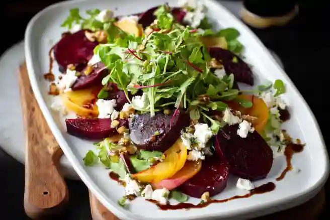 Beet Salad with Goat Cheese and Balsamic