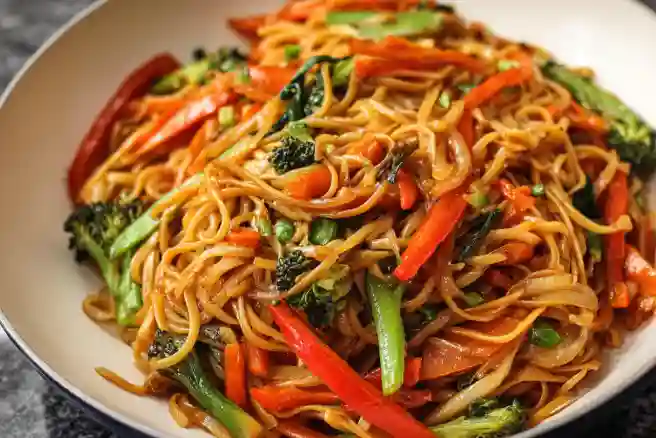Vegetable Lo Mein Noodles