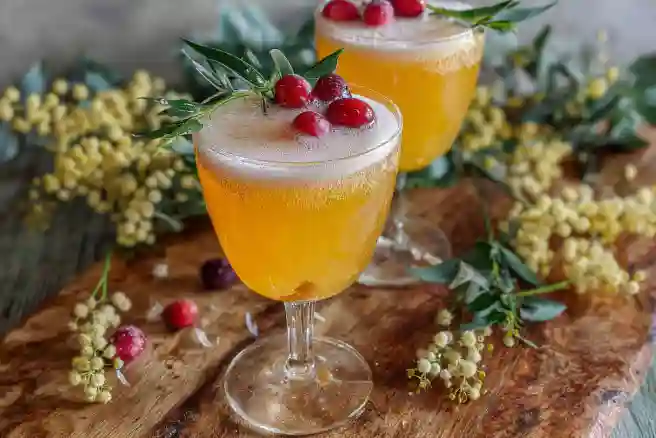 Mistletoe Mimosas